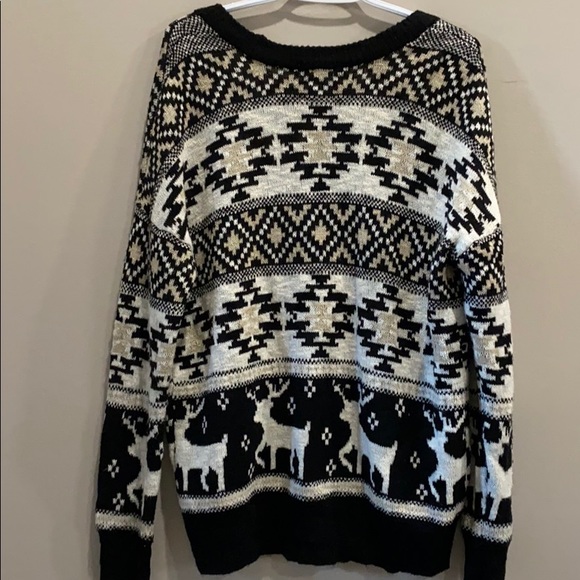 Christmas sweater - Picture 3 of 3